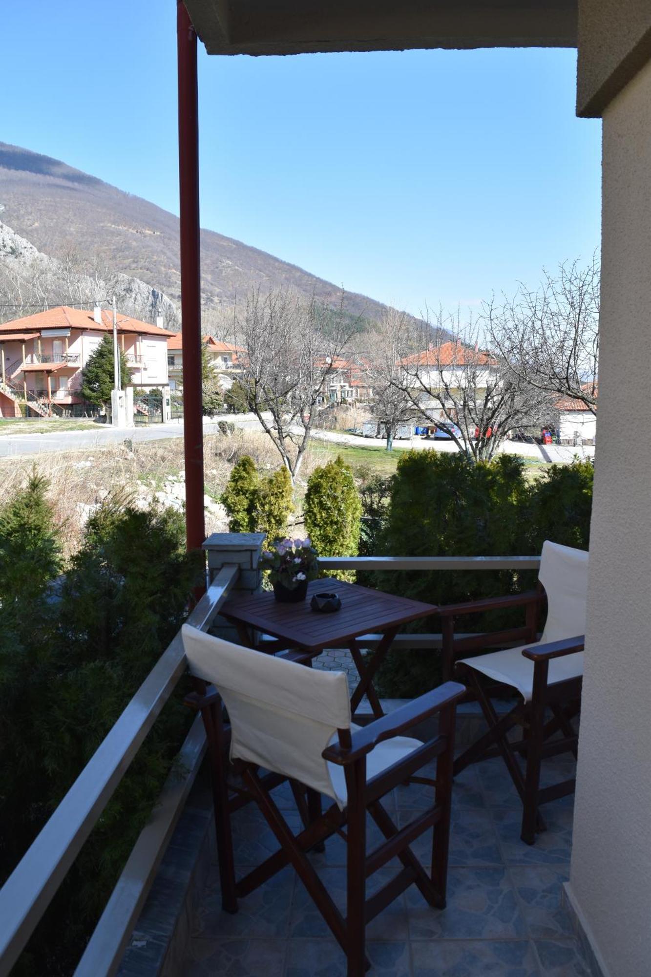 Pnoe Apartments Loutraki  Ngoại thất bức ảnh