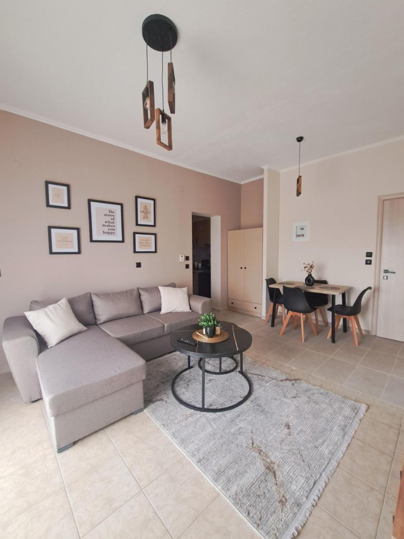 Pnoe Apartments Loutraki  Ngoại thất bức ảnh