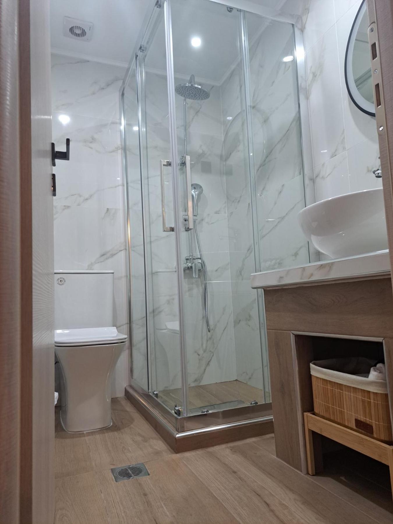 Pnoe Apartments Loutraki  Ngoại thất bức ảnh