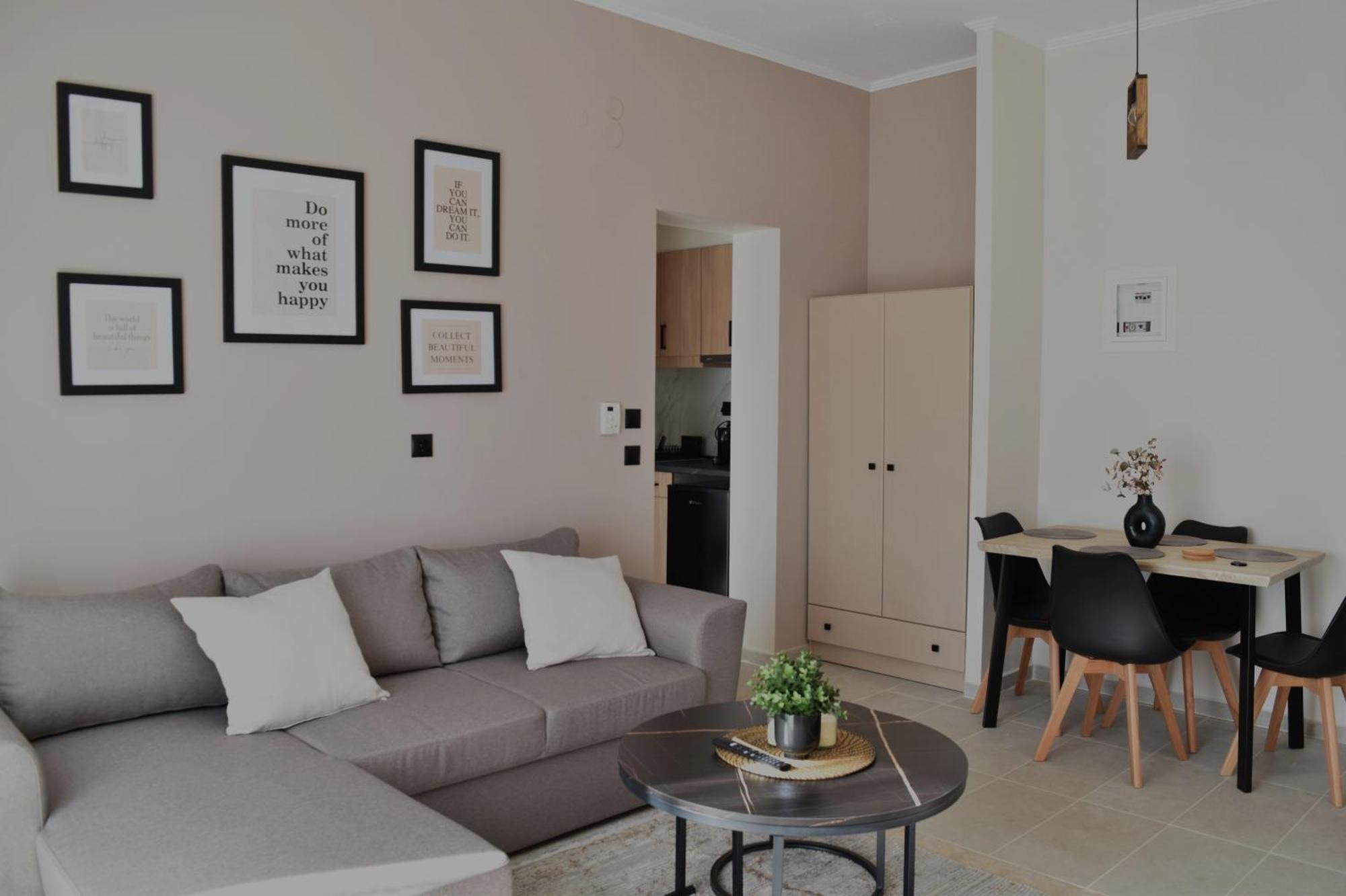 Pnoe Apartments Loutraki  Ngoại thất bức ảnh