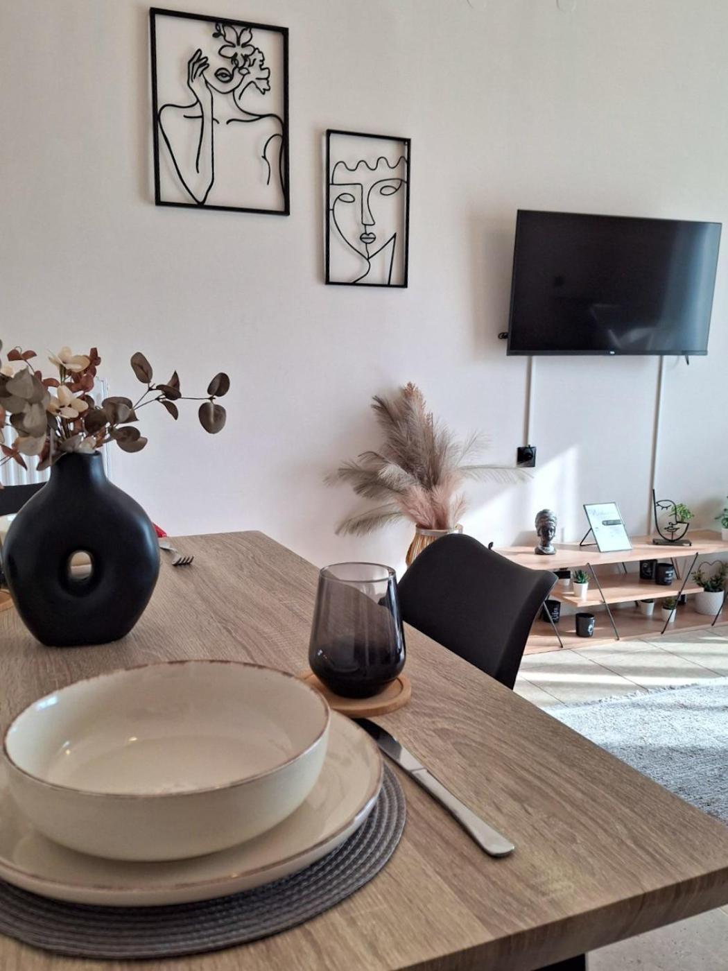 Pnoe Apartments Loutraki  Ngoại thất bức ảnh
